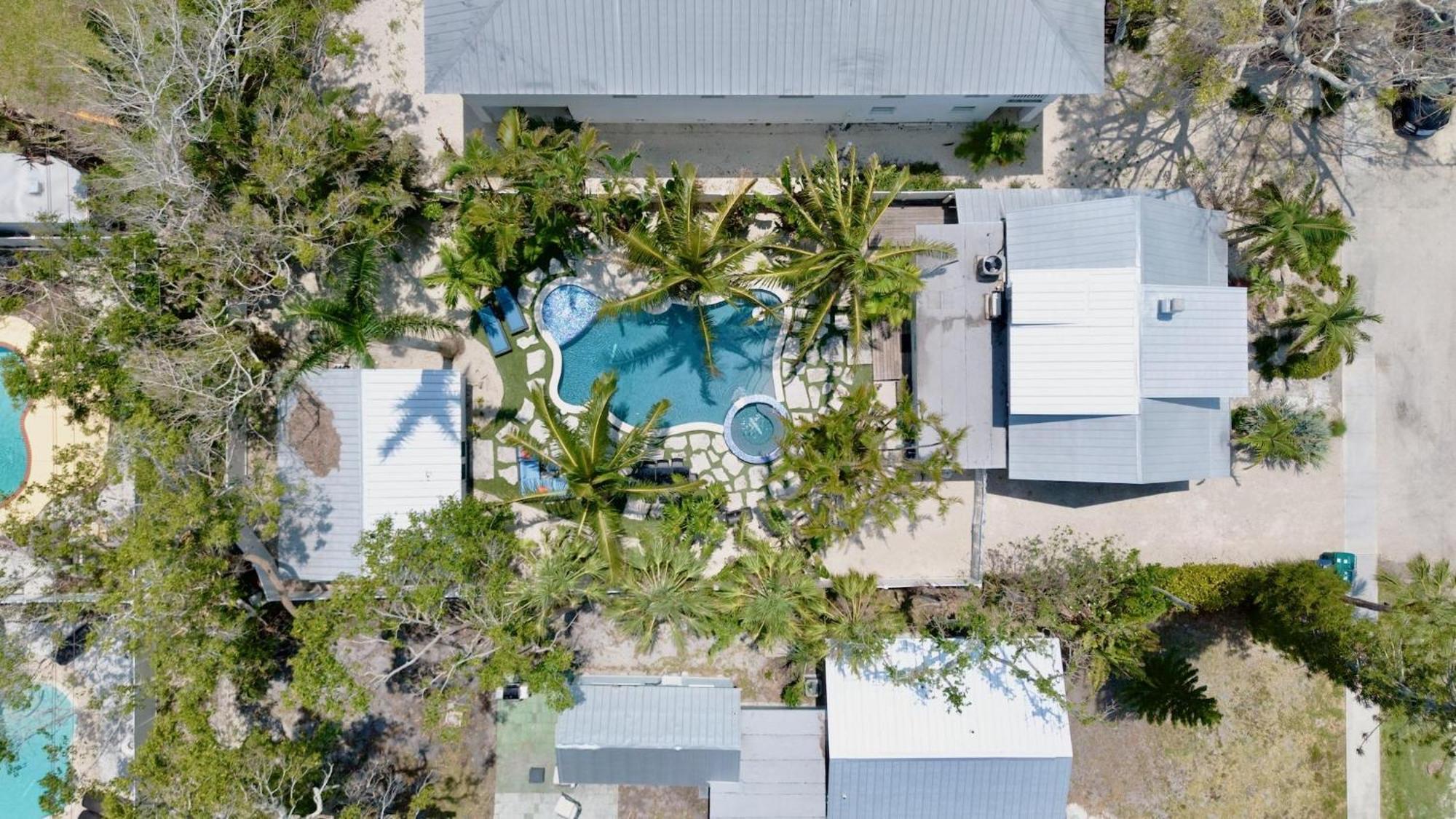 Blue Pearl Villa Anna Maria Exterior photo