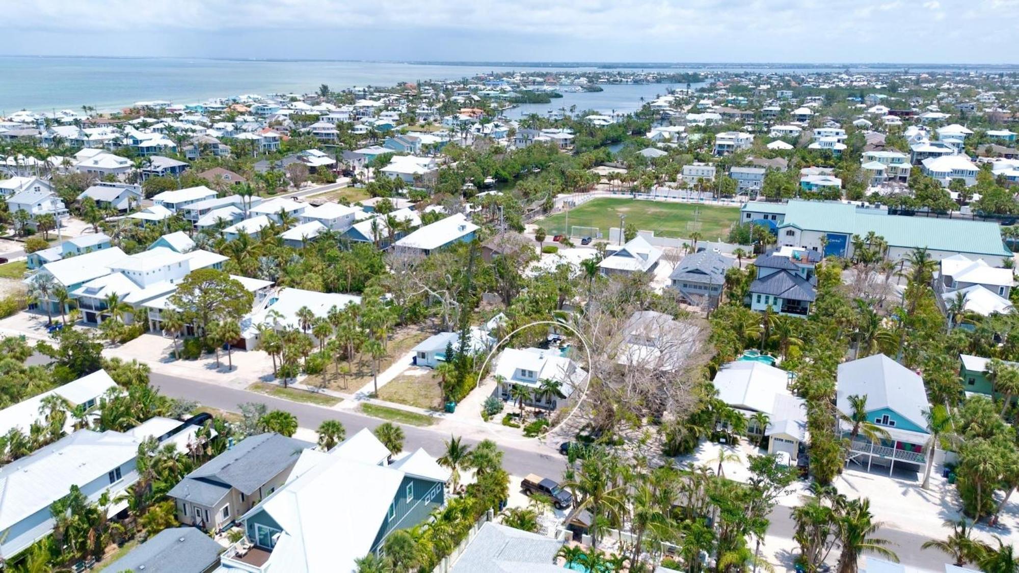 Blue Pearl Villa Anna Maria Exterior photo