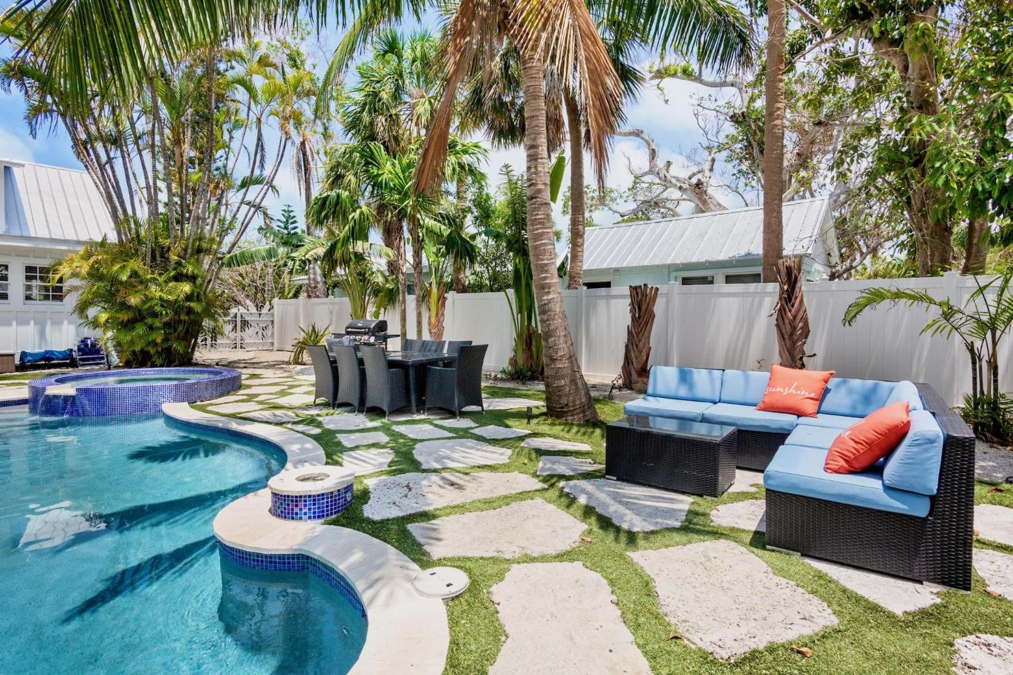 Blue Pearl Villa Anna Maria Exterior photo